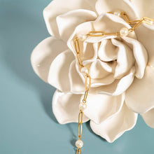 Load image into Gallery viewer, 18K Gold PVD Steel Station Pearl Paperclip Chain Bracelet