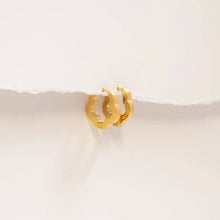 Load image into Gallery viewer, 18K Gold PVD Stainless Steel Flower Huggie Earrings