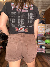 Load image into Gallery viewer, Cuffed Denim Shorts