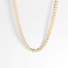 Load image into Gallery viewer, Stainless Steel Chevron Chain Necklace for Women