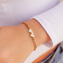 Load image into Gallery viewer, 18K Gold PVD Stainless Steel Engravable 2 Hearts on Curb Chain Bracelet