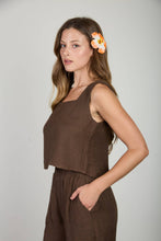 Load image into Gallery viewer, TEXTURED SQUARE NECK BACK BUTTON TANK TOP
