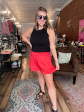 Load image into Gallery viewer, RUFFLE DETAIL SHORTS
