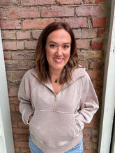 Load image into Gallery viewer, Half Zip Mineral wash hoodie
