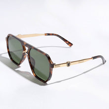Load image into Gallery viewer, Geometric Shape Thin Frame Designed Sunglasses
