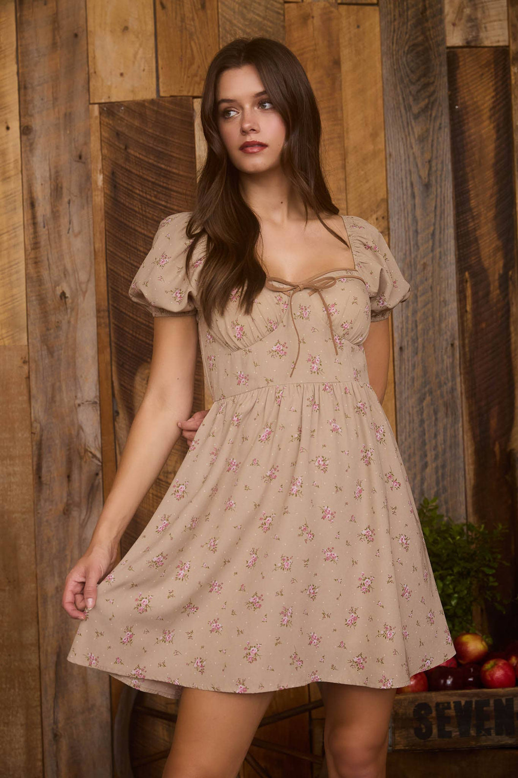 FLORAL SWEETHEART FRONT TIE MINI DRESS