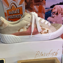 Load image into Gallery viewer, Blowfish lifestyle sneakers
