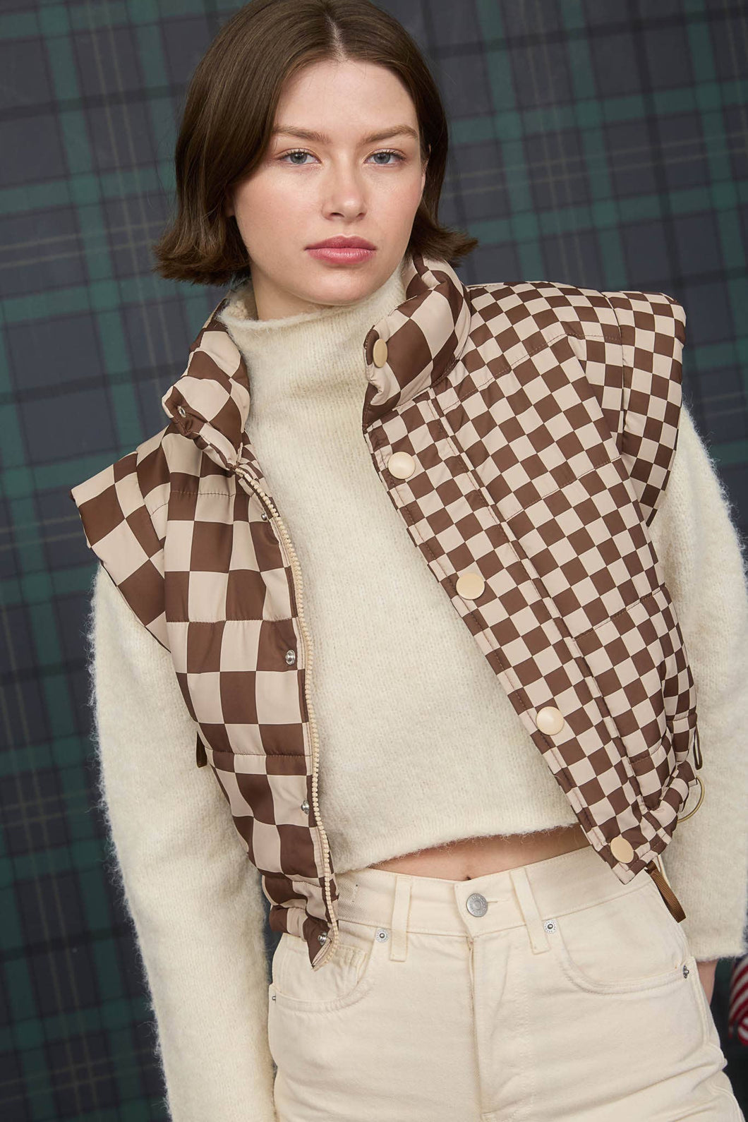 CHECKERED CROPPED PUFFER VEST
