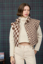 Load image into Gallery viewer, CHECKERED CROPPED PUFFER VEST
