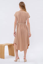 Load image into Gallery viewer, PLUS COLLARED BUTTON DOWN BELTED MIDI DRESS
