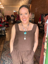 Load image into Gallery viewer, TEXTURED SQUARE NECK BACK BUTTON TANK TOP
