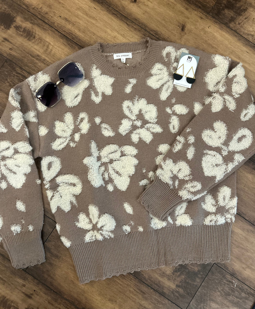 Tan/cream floral sweater