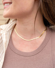 Load image into Gallery viewer, Luxe collection herringbone necklace SS 11.30
