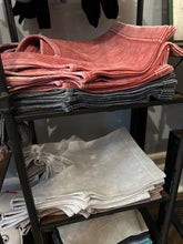 Load image into Gallery viewer, Ribbed layering crop tank
