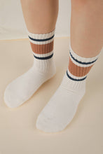 Load image into Gallery viewer, Color Block Crew Socks
