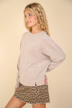 Load image into Gallery viewer, Oversized Comfy Soft Contrast Knit Top
