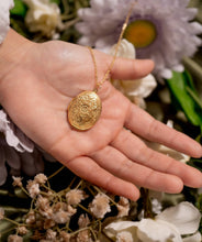 Load image into Gallery viewer, 18K Gold PVD Stainless Steel Textured Oval Locket Pendant
