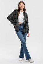 Load image into Gallery viewer, COLLARED BUTTON DOWN LONG SLEEVE PLAID SHIRT
